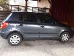 Grau Gebraucht 2010 Skoda Fabia Kombi | 3.500 € (Fairer Preis)
