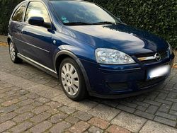 Blau Gebraucht 2004 Opel Corsa Kleinwagen | 800 € (Superpreis)