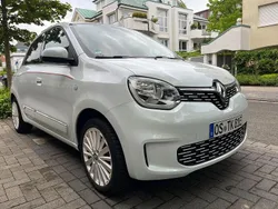 Weiß Gebraucht 2021 Renault Twingo Vibes Kleinwagen | 10.499 € (Guter Preis)