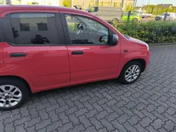 Rot Gebraucht 2017 Fiat Panda More Kleinwagen | 6.950 € (Guter Preis)