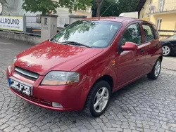 Rot Gebraucht 2005 Chevrolet Kalos Kleinwagen | 1.299 € (Guter Preis)