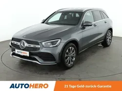 Grau Gebraucht 2020 Mercedes GLC200 AMG line SUV | 34.220 € (Guter Preis)
