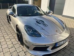 Grau Gebraucht 2018 Porsche 718 Cayman S Coupé | 73.000 €