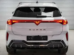 Glacier white metallic (2y) Gebraucht 2025 Cupra Terramar SUV | 34.091 € (Superpreis)