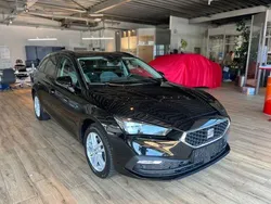 Schwarz Gebraucht 2022 Seat Leon Limousine | 19.950 € (Fairer Preis)