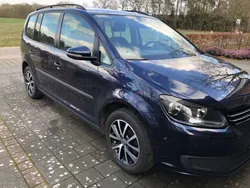 Blau Gebraucht 2012 VW Touran Van / Kleinbus | 9.000 € (Etwas zu teuer)