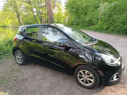 Schwarz Gebraucht 2015 Hyundai i10 YES! Kleinwagen | 6.480 € (Fairer Preis)