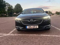 Schwarz Gebraucht 2019 Opel Insignia Sport Limousine | 13.000 € (Fairer Preis)