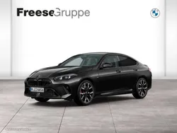 Black sapphire Neu 2025 BMW 220 Performance Coupé | 51.590 € (Etwas zu teuer)