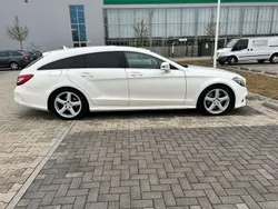 Weiß Gebraucht 2015 Mercedes CLS350 Shooting Brake Kombi | 17.500 €