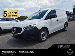 Weiss Gebraucht 2024 Mercedes eCitan Limousine | 17.672 € (Guter Preis)