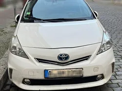 Weiß Gebraucht 2015 Toyota Prius+ Plus Van / Kleinbus | 7.300 € (Teuer)