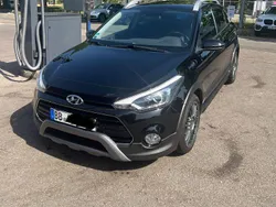 Schwarz Gebraucht 2020 Hyundai i20 Active Kleinwagen | 12.999 € (Fairer Preis)