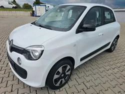 Weiß Gebraucht 2018 Renault Twingo LIMITED Kleinwagen | 5.500 € (Guter Preis)