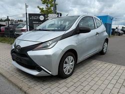 Silber Gebraucht 2015 Toyota Aygo Kleinwagen | 3.599 € (Fairer Preis)