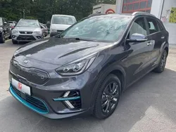 Andere Gebraucht 2020 Kia e-Niro Vision SUV | 16.900 € (Fairer Preis)