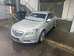 Silber Gebraucht 2011 Opel Insignia Design Edition Kombi | 2.800 € (Superpreis)