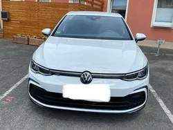 Weiß Gebraucht 2023 VW Golf VIII R-line Kleinwagen | 25.850 € (Guter Preis)