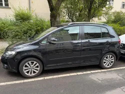 Schwarz Gebraucht 2011 VW Golf Plus Style Van / Kleinbus | 5.400 € (Fairer Preis)