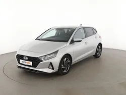 Silber Gebraucht 2021 Hyundai i20 Edition 30 Limousine | 15.850 €
