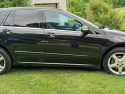 Schwarz Gebraucht 2007 Mercedes R350 Van / Kleinbus | 8.600 € (Teuer)