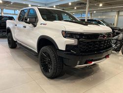 Weiß Neu 2025 Chevrolet Silverado SUV | 98.990 €