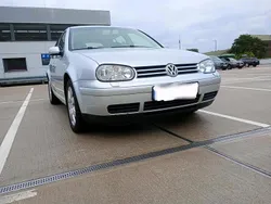 Grau Gebraucht 2003 VW Golf IV Pacific Kleinwagen | 2.400 € (Fairer Preis)