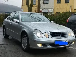 Silber Gebraucht 2022 Mercedes E240 Limousine | 3.499 €