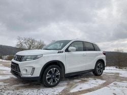 Weiß Gebraucht 2021 Suzuki Vitara Comfort+ SUV | 16.990 € (Fairer Preis)