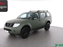 Schwarz Gebraucht 2015 Nissan Pathfinder SUV | 25.880 € (Guter Preis)