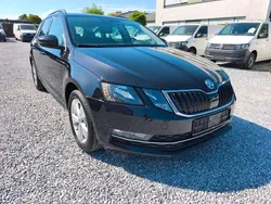 Schwarz Gebraucht 2018 Skoda Octavia Style Kombi | 9.282 € (Guter Preis)