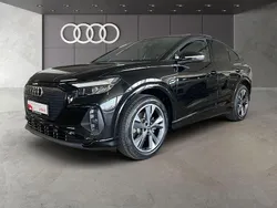 Mythosschwarz metallic/mythoss Gebraucht 2022 Audi Q4 Sportback e-tron Advanced SUV | 26.250 € (Guter Preis)