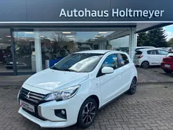 Weiß Gebraucht 2024 Mitsubishi Space Star Select+ Limousine | 15.950 € (Fairer Preis)