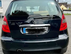 Schwarz Gebraucht 2012 Mercedes A180 Avantgarde Limousine | 6.900 € (Superpreis)