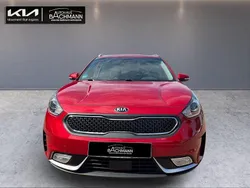 Rot Gebraucht 2018 Kia Niro Vision SUV | 14.980 € (Fairer Preis)
