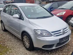 Reflexsilber metallic Gebraucht 2005 VW Golf Plus Cross Comfortline Van / Kleinbus | 2.199 €
