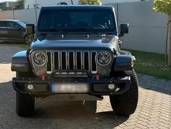 Grau Gebraucht 2022 Jeep Wrangler Unlimited Sahara SUV | 63.000 €