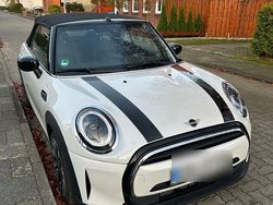 Weiß Gebraucht 2023 Mini Cooper Cabriolet Cabrio | 26.350 € (Guter Preis)