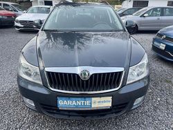Grau Gebraucht 2011 Skoda Octavia Impuls Edition Kombi | 4.990 € (Guter Preis)