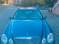Blau Gebraucht 2004 Mercedes E220 Kombi | 3.000 € (Fairer Preis)
