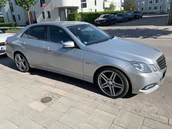 Silber Gebraucht 2009 Mercedes E350 Avantgarde Limousine | 9.899 € (Superpreis)