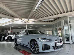 Brooklyn grau metallic Gebraucht 2024 BMW i4 Shadowline Limousine | 57.950 € (Fairer Preis)