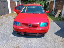 Rot Gebraucht 2003 VW Bora Limousine | 3.800 €