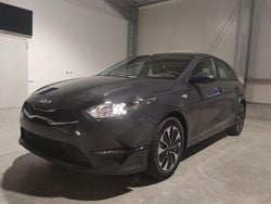 Pentagrau metallic Neu 2025 Kia Ceed Limousine | 23.850 € (Guter Preis)