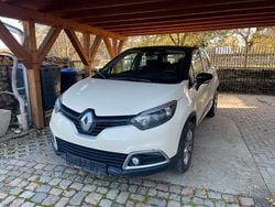 Beige Gebraucht 2017 Renault Captur SUV | 7.800 €