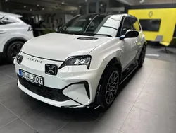 Perlmuttweiß metallic, black Gebraucht 2025 Alpine A290 Kleinwagen | 41.950 € (Fairer Preis)