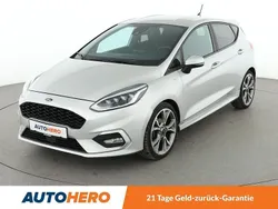 Grau Gebraucht 2019 Ford Fiesta ST-Line Kleinwagen | 13.310 € (Fairer Preis)