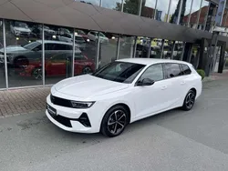 Arktisweiß Gebraucht 2024 Opel Astra Kombi | 24.780 € (Fairer Preis)
