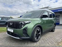 Bursting green Gebraucht 2024 Ford Tourneo Courier Active Van / Kleinbus | 27.990 € (Fairer Preis)