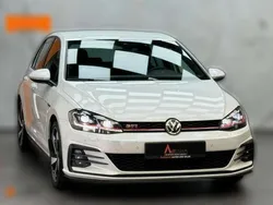 Weiß Gebraucht 2017 VW Golf VII GTI | 23.650 €
